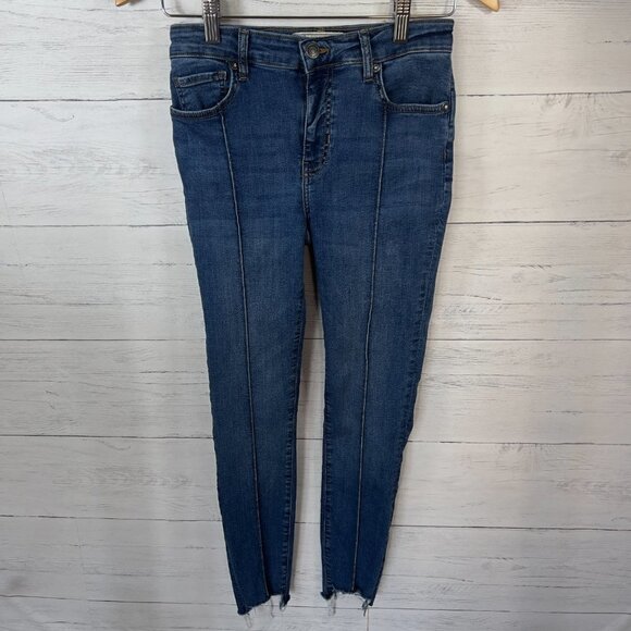 Free People Jeans Womens Size 27R Pintuck Raw Step Hem Mid Rise Medium Wash - Picture 6 of 15